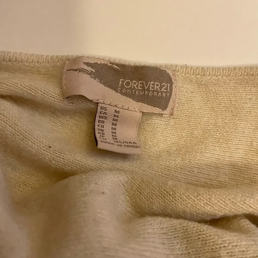 SALE!! Forever 21 cream crossover slouchy sweater women's size Medium FALL!